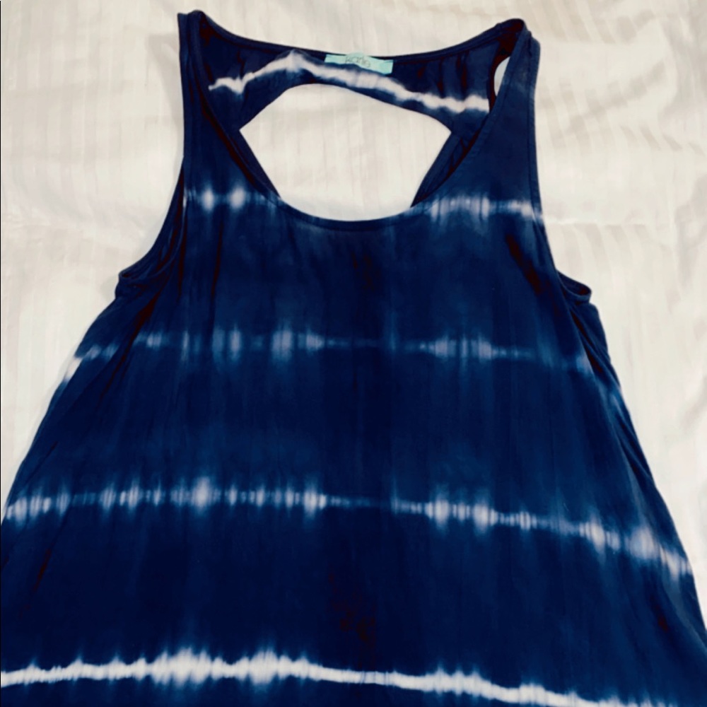 Karlie. Blue and white flowy top